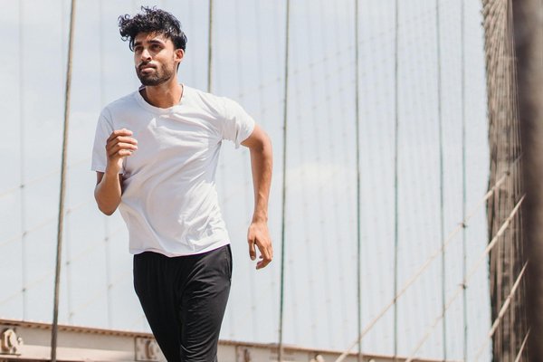 In what ways can UK podiatrists prevent diabetic foot complications?